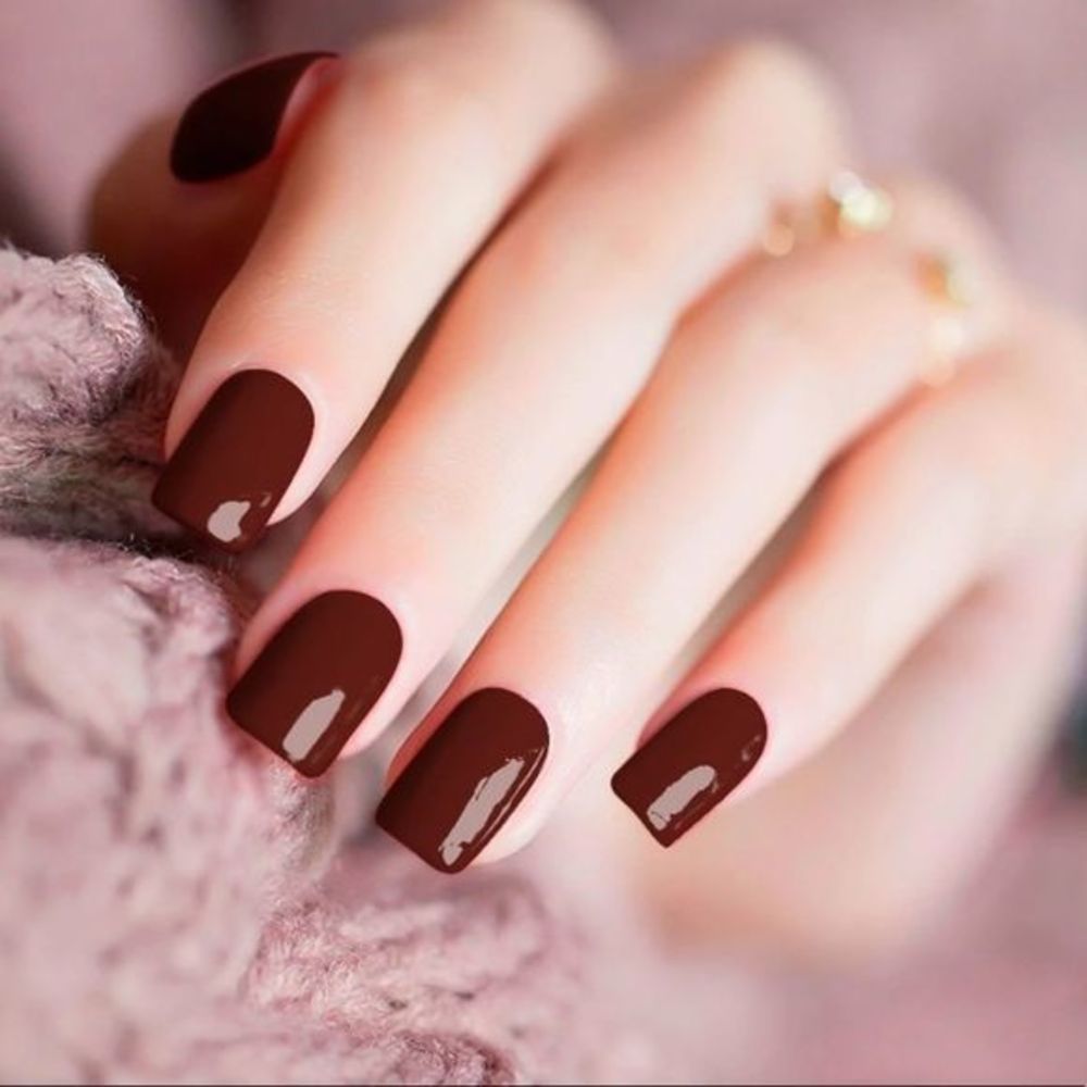 Colour Flash “Vampire’s Curse” luscious deep red solid, nail strips